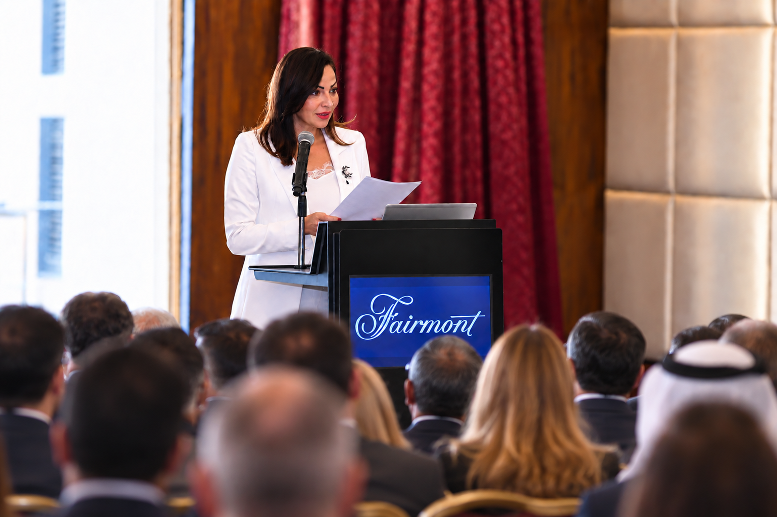 Executive preparing for a high-stakes presentation with Rana Arafa's coaching method